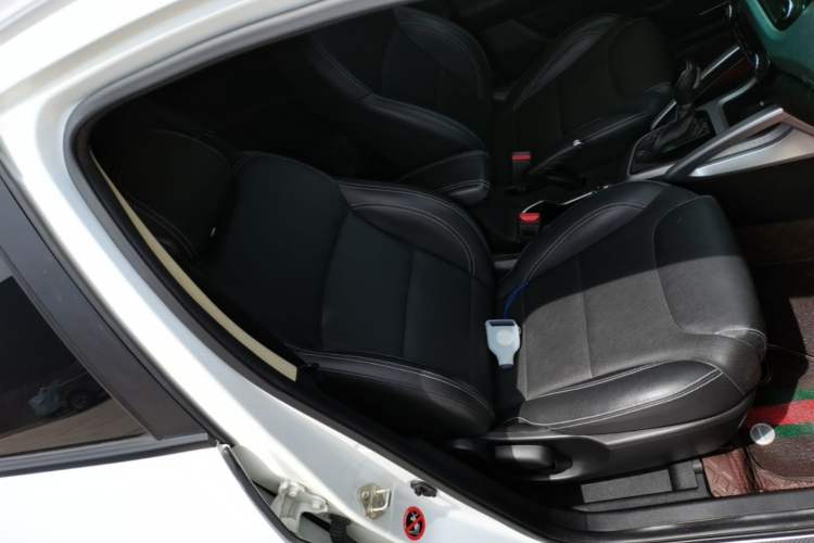 Used Geely Auto Vision X3 2017 1.5L Automatic Elite Model Right Front Seat