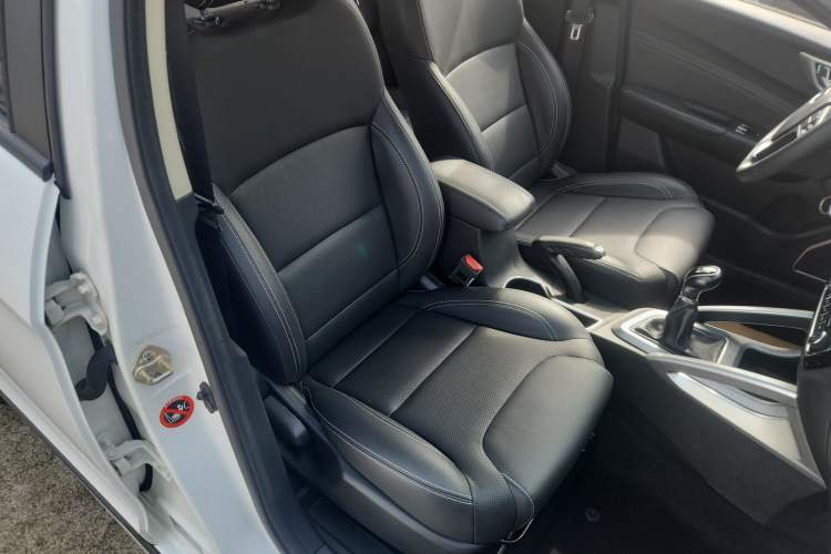 Used Geely Auto Vision X3 2017 1.5L Manual Elite Model Right Front Seat