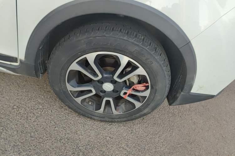 Used Geely Auto Vision X3 2017 1.5L Automatic Elite Model Right Front Wheel Hub