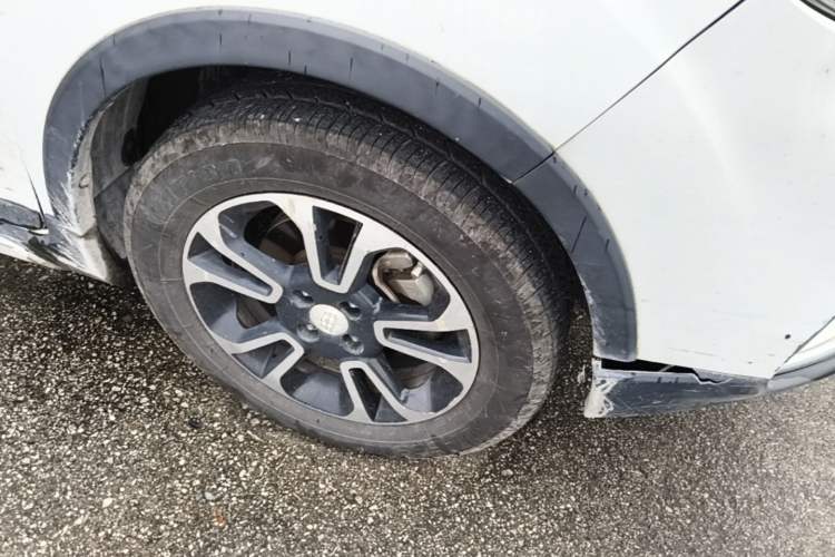 Used Geely Auto Vision X3 2017 1.5L Manual Elite Model Right Front Wheel Hub