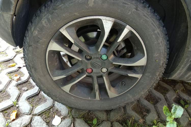 Used Geely Auto Vision X3 2017 1.5L Automatic Elite Model Right Front Wheel Hub
