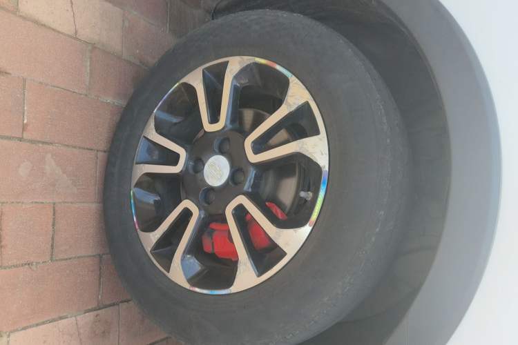 Used Geely Auto Vision X3 2017 1.5L Manual Luxury Model Right Front Wheel Hub