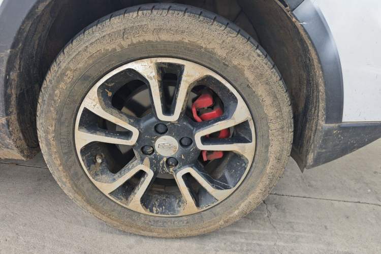 Used Geely Auto Vision X3 2017 1.5L Manual Luxury Model Right Front Wheel Hub