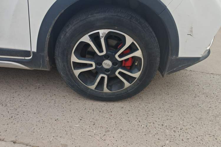 Used Geely Auto Vision X3 2017 1.5L Manual Luxury Model Right Front Wheel Hub