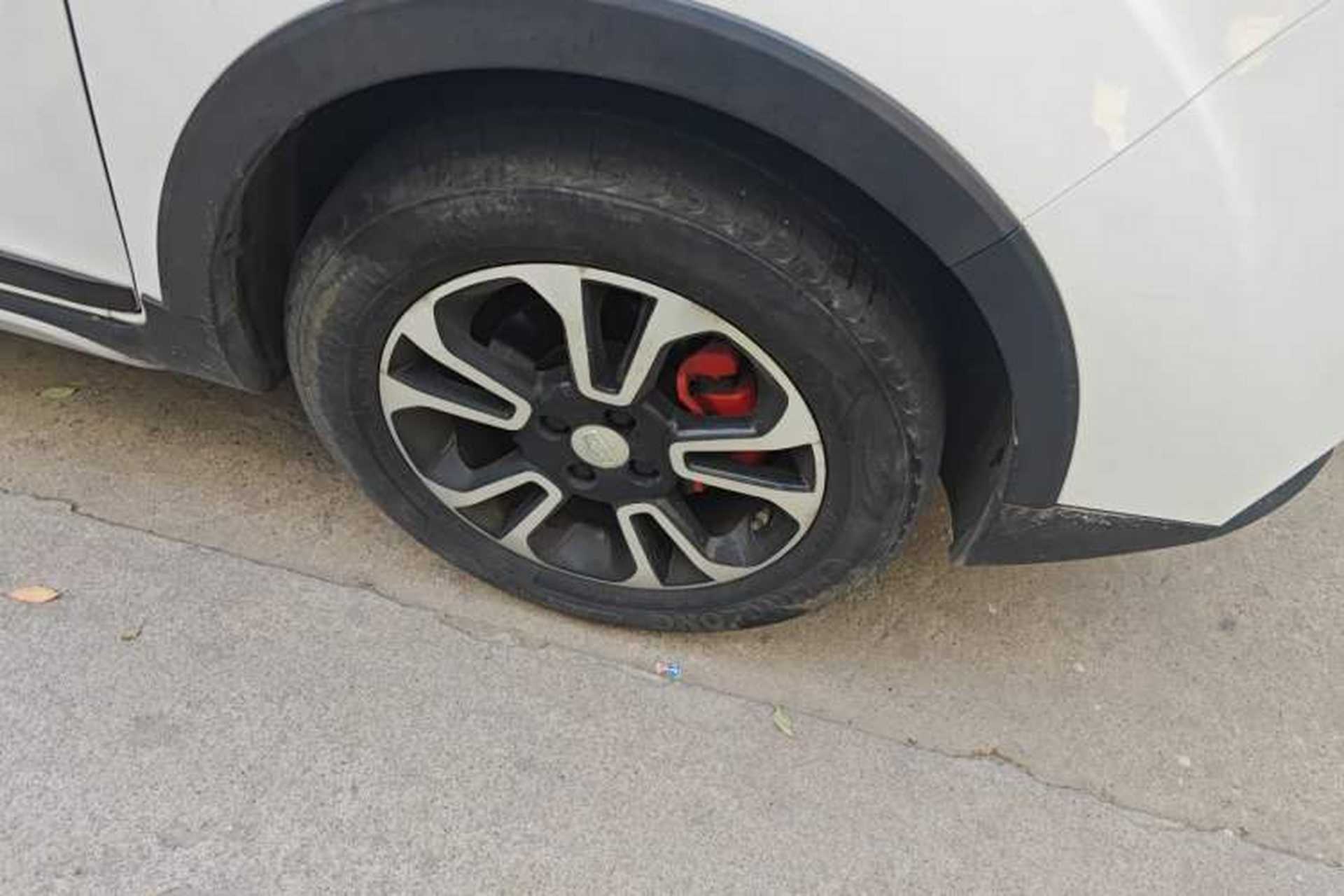 Used Geely Auto Vision X3 2017 1.5L Automatic Luxury Model Right Front Wheel Hub