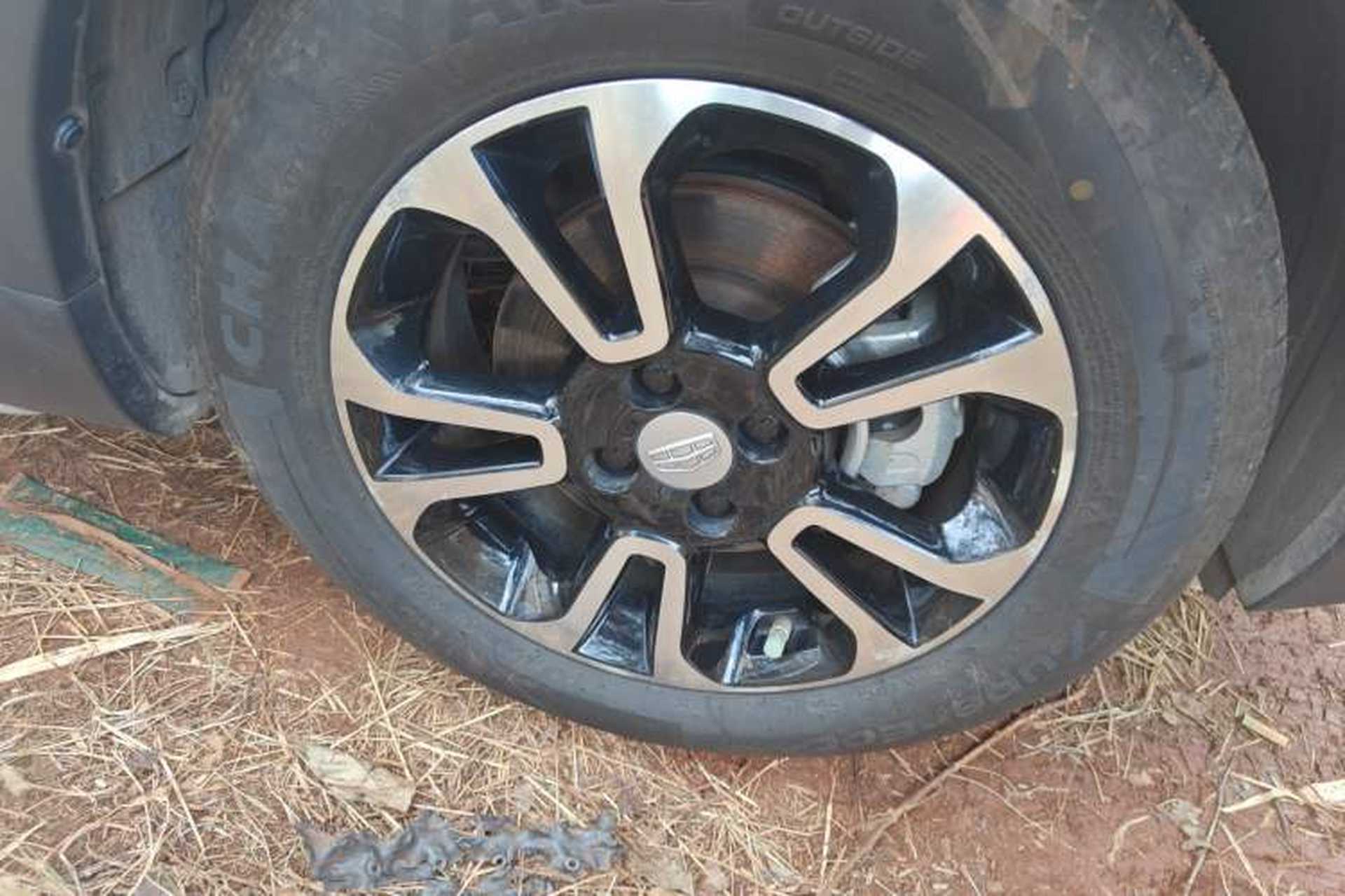 Used Geely Auto Vision X3 2017 1.5L Manual Elite Model Right Front Wheel Hub