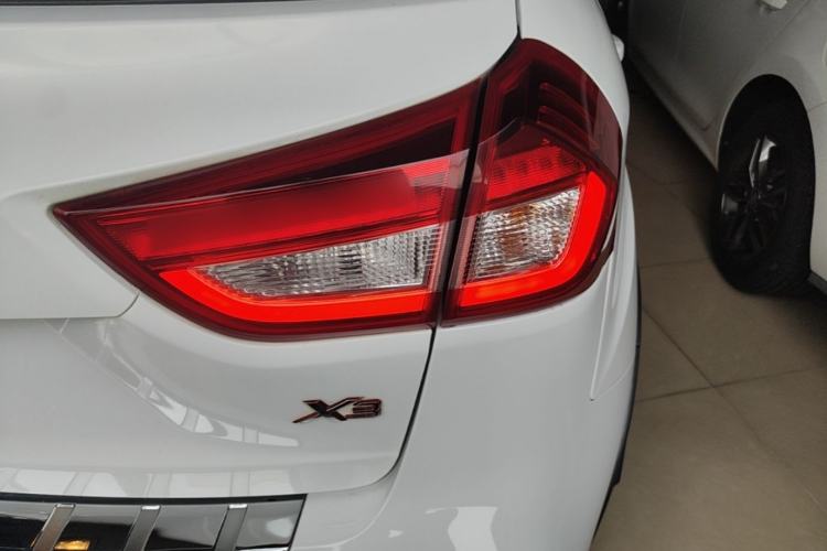 Used Geely Auto Vision X3 2017 1.5L Automatic Luxury Model Right Rear Taillight