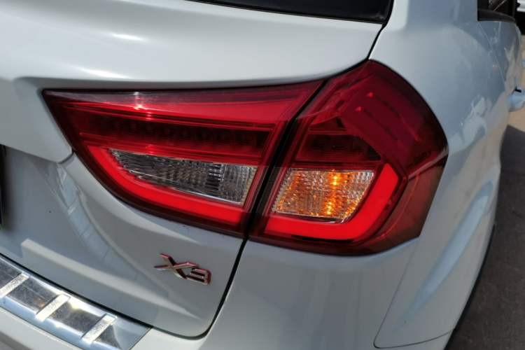 Used Geely Auto Vision X3 2017 1.5L Manual Elite Model Right Rear Taillight