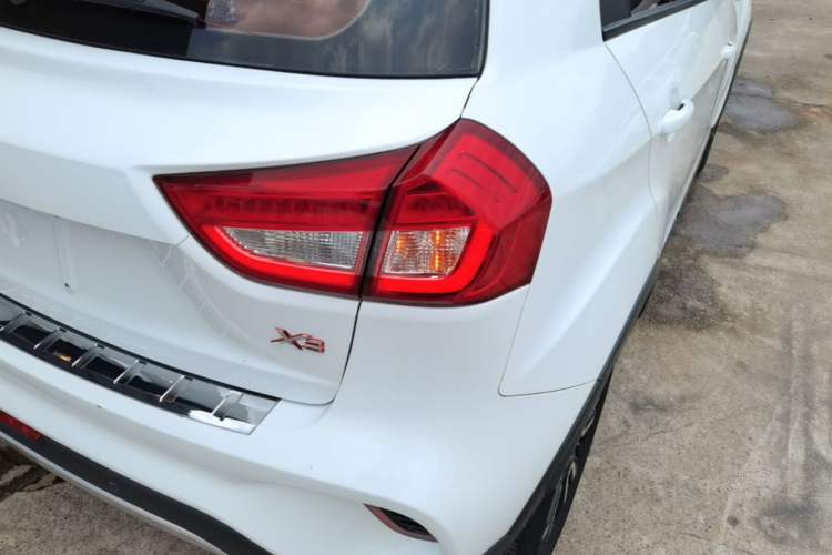 Used Geely Auto Vision X3 2017 1.5L Manual Elite Model Right Rear Taillight
