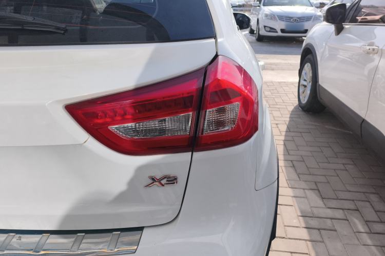 Used Geely Auto Vision X3 2017 1.5L Manual Elite Model Right Rear Taillight