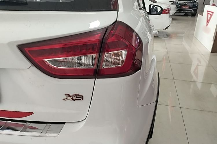 Used Geely Auto Vision X3 2017 1.5L Manual Elite Model Right Rear Taillight