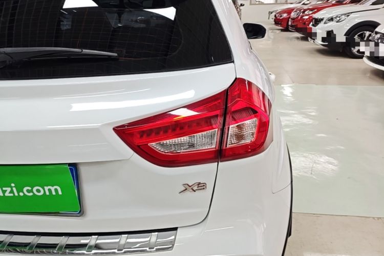 Used Geely Auto Vision X3 2017 1.5L Automatic Luxury Model Right Rear Taillight