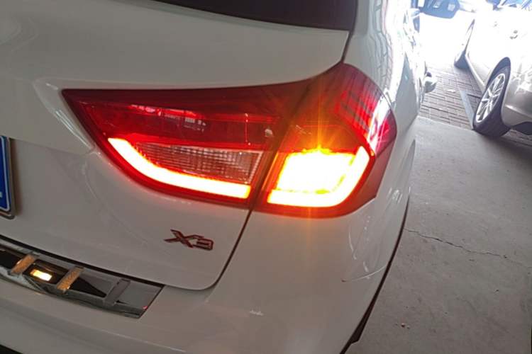Used Geely Auto Vision X3 2017 1.5L Automatic Luxury Model Right Rear Taillight