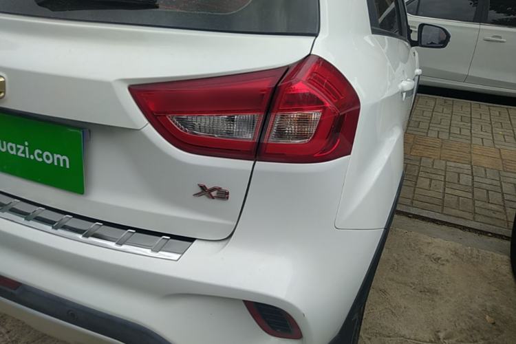Used Geely Auto Vision X3 2017 1.5L Manual Luxury Model Right Rear Taillight