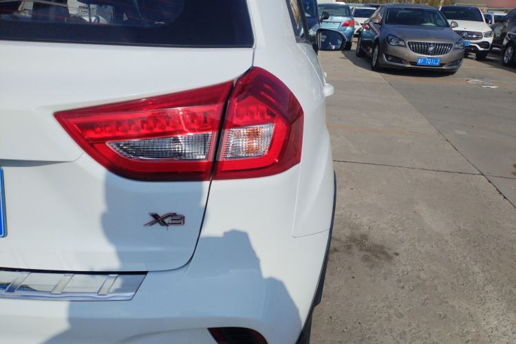 Used Geely Auto Vision X3 2017 1.5L Automatic Elite Model Right Rear Taillight
