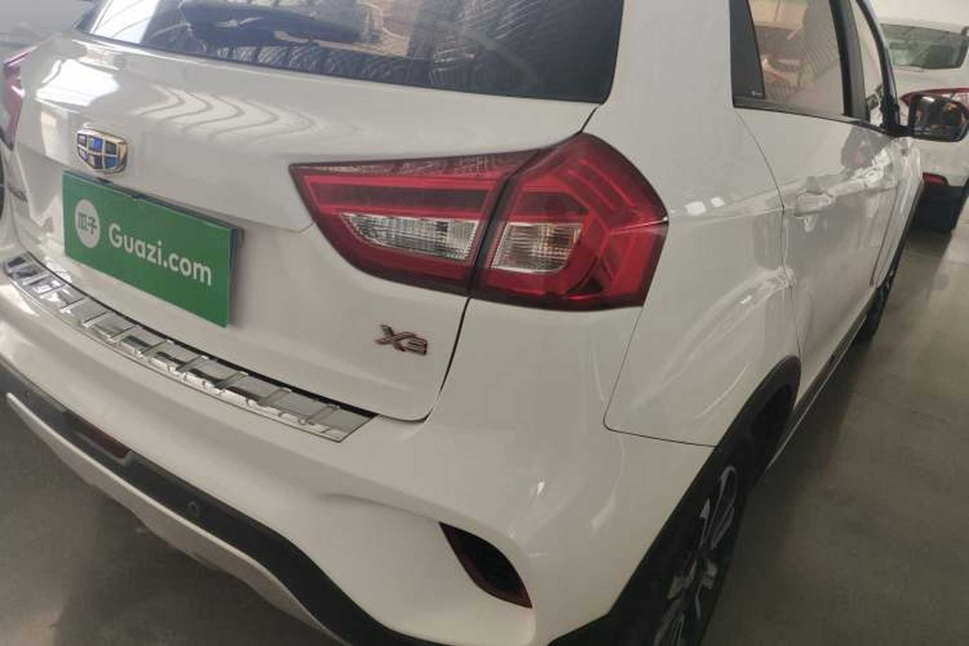 Used Geely Auto Vision X3 2017 1.5L Automatic Elite Model Right Rear Taillight