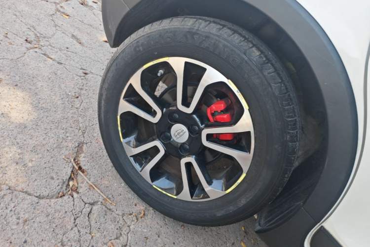Used Geely Auto Vision X3 2017 1.5L Automatic Luxury Model Right Rear Wheel Hub