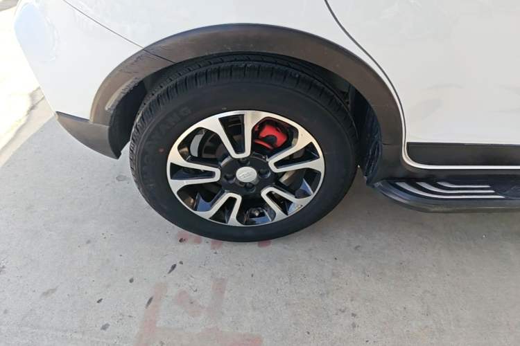 Used Geely Auto Vision X3 2017 1.5L Automatic Luxury Model Right Rear Wheel Hub