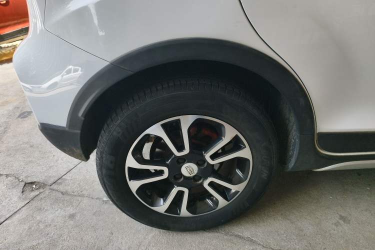 Used Geely Auto Vision X3 2017 1.5L Automatic Luxury Model Right Rear Wheel Hub