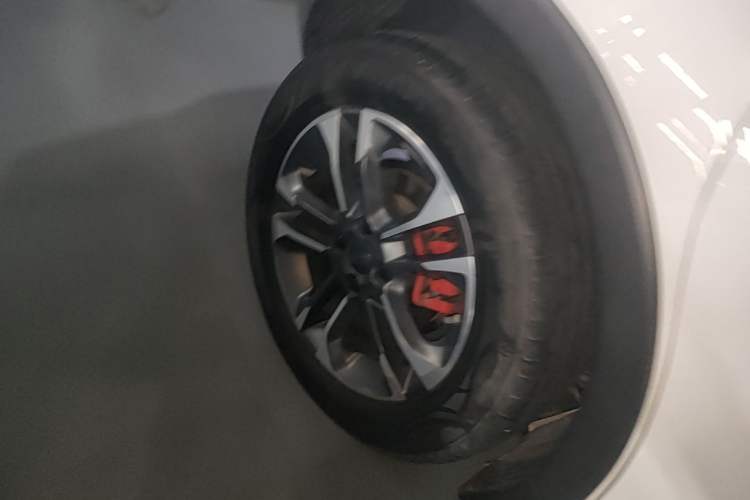 Used Geely Auto Vision X3 2017 1.5L Automatic Luxury Model Right Rear Wheel Hub
