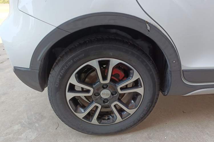 Used Geely Auto Vision X3 2017 1.5L Manual Luxury Model Right Rear Wheel Hub