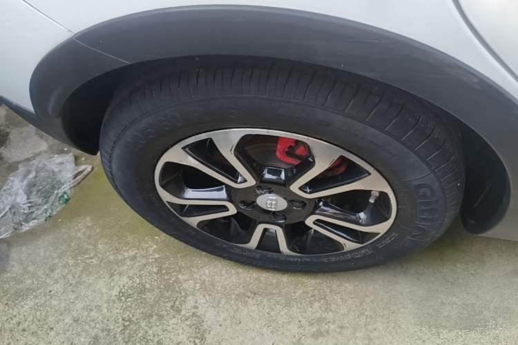 Used Geely Auto Vision X3 2017 1.5L Manual Luxury Model Right Rear Wheel Hub