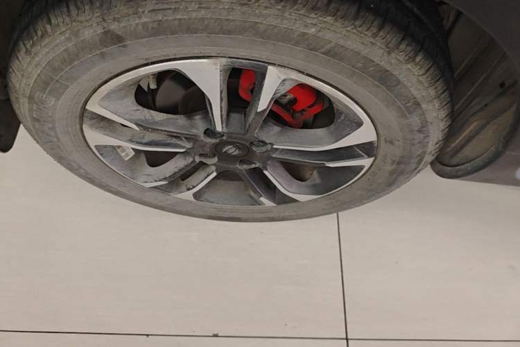 Used Geely Auto Vision X3 2017 1.5L Automatic Luxury Model Right Rear Wheel Hub