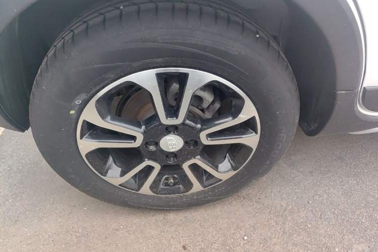 Used Geely Auto Vision X3 2017 1.5L Manual Elite Model Right Rear Wheel Hub