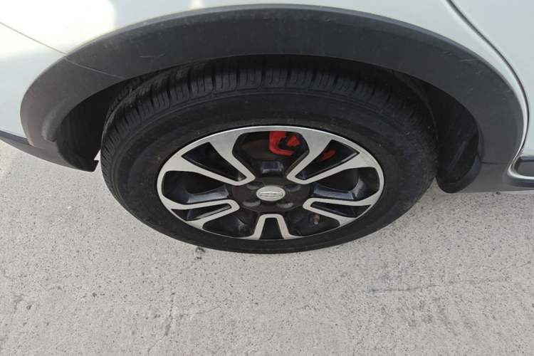 Used Geely Auto Vision X3 2017 1.5L Automatic Luxury Model Right Rear Wheel Hub