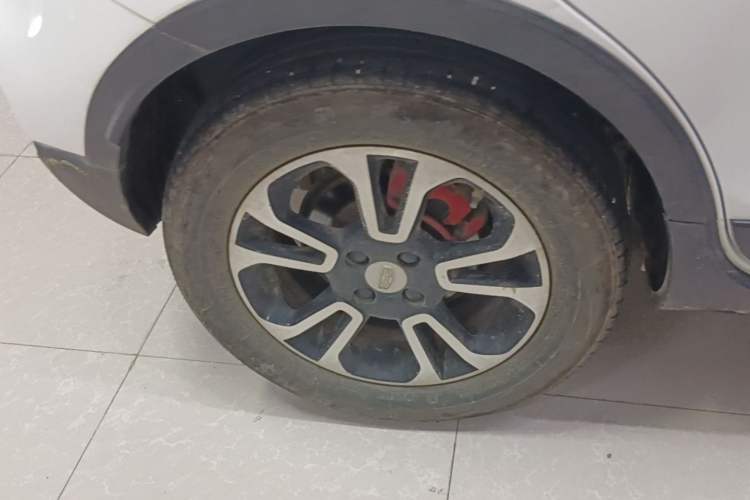 Used Geely Auto Vision X3 2017 1.5L Manual Luxury Model Right Rear Wheel Hub