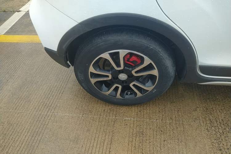 Used Geely Auto Vision X3 2017 1.5L Automatic Luxury Model Right Rear Wheel Hub
