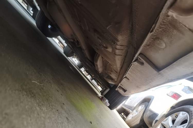 Used Geely Auto Vision X3 2017 1.5L Manual Luxury Model Right Side Sill