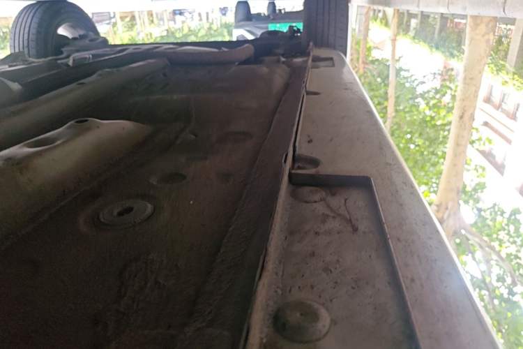 Used Geely Auto Vision X3 2017 1.5L Automatic Elite Model Right Side Sill
