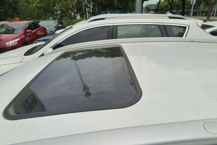 Used Geely Auto Vision X3 2017 1.5L Automatic Luxury Model Roof