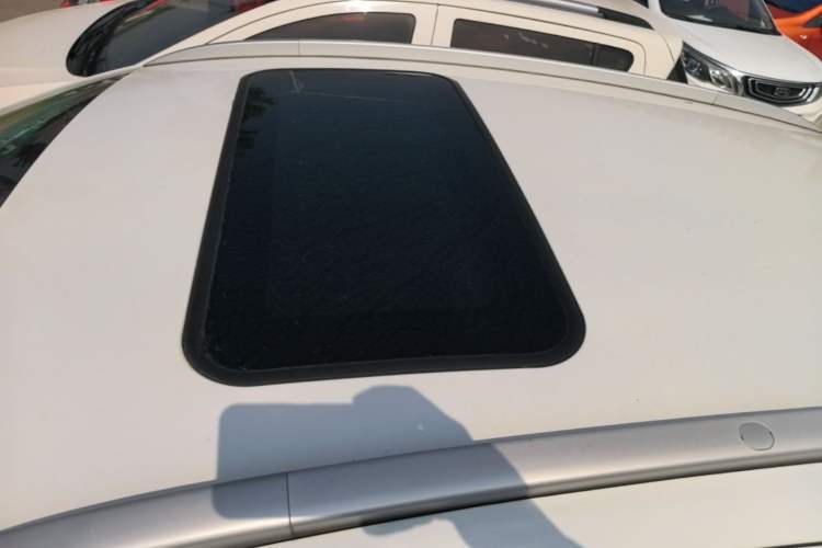 Used Geely Auto Vision X3 2017 1.5L Automatic Luxury Model Roof