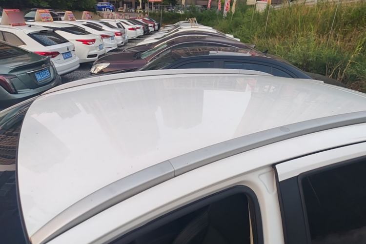 Used Geely Auto Vision X3 2017 1.5L Manual Elite Model Roof