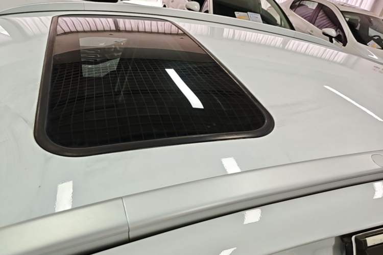 Used Geely Auto Vision X3 2017 1.5L Automatic Luxury Model Roof