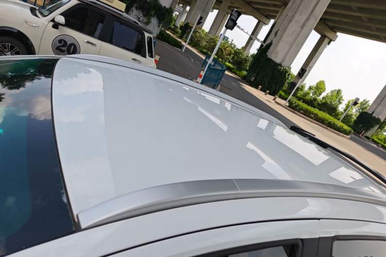 Used Geely Auto Vision X3 2017 1.5L Manual Elite Model Roof
