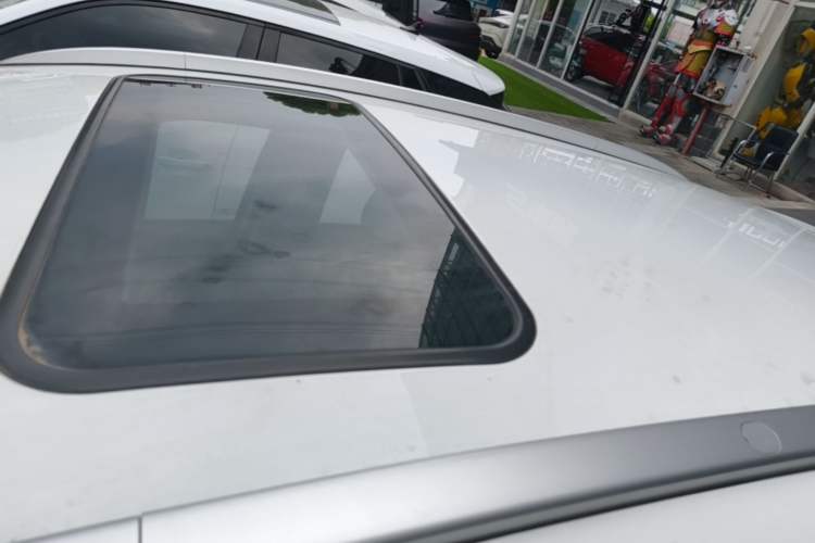 Used Geely Auto Vision X3 2017 1.5L Automatic Luxury Model Roof