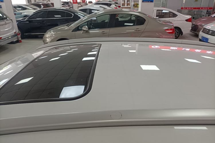 Used Geely Auto Vision X3 2017 1.5L Automatic Luxury Model Roof