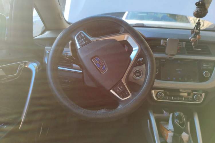 Used Geely Auto Vision X3 2017 1.5L Automatic Luxury Model Steering Wheel
