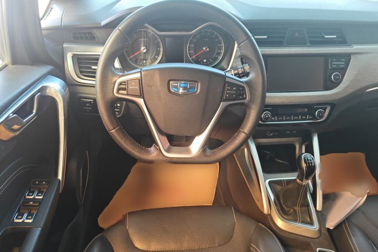 Used Geely Auto Vision X3 2017 1.5L Manual Elite Model Steering Wheel