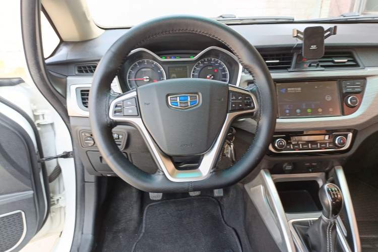 Used Geely Auto Vision X3 2017 1.5L Manual Luxury Model Steering Wheel
