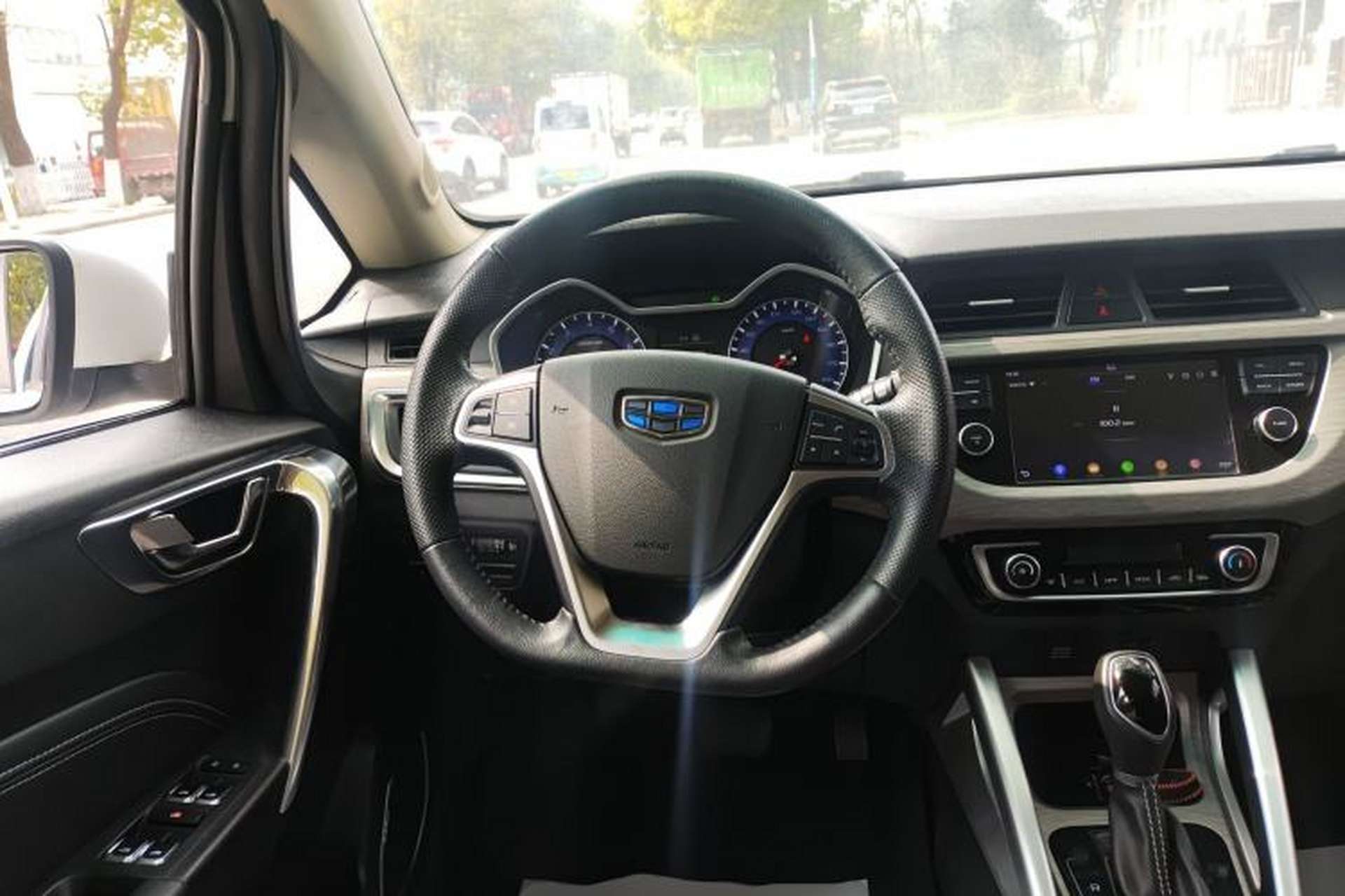 Used Geely Auto Vision X3 2017 1.5L Automatic Elite Model Steering Wheel