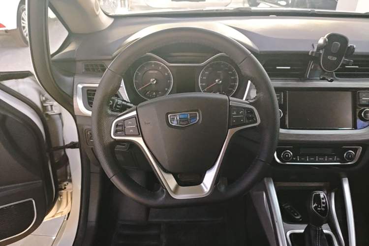 Used Geely Auto Vision X3 2017 1.5L Automatic Luxury Model Steering Wheel