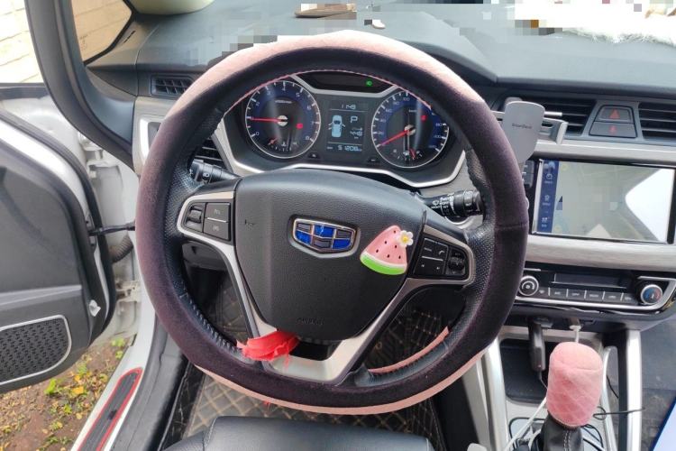 Used Geely Auto Vision X3 2017 1.5L Automatic Elite Model Steering Wheel