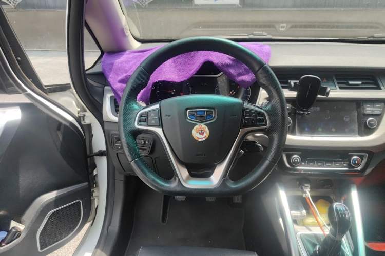 Used Geely Auto Vision X3 2017 1.5L Manual Elite Model Steering Wheel
