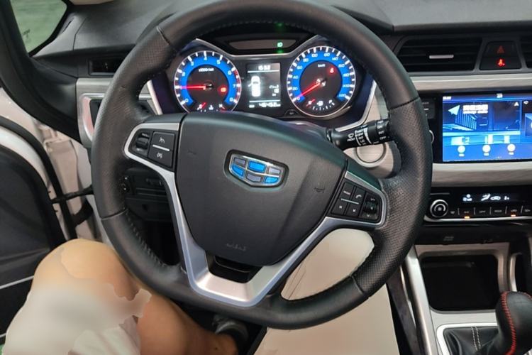 Used Geely Auto Vision X3 2017 1.5L Manual Elite Model Steering Wheel