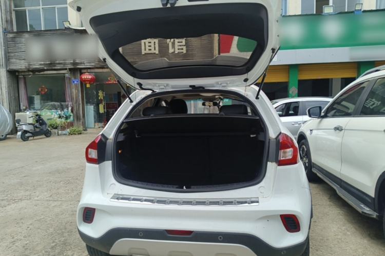 Used Geely Auto Vision X3 2017 1.5L Automatic Luxury Model Trunk