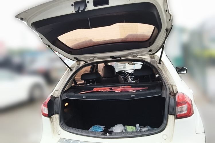 Used Geely Auto Vision X3 2017 1.5L Manual Elite Model Trunk